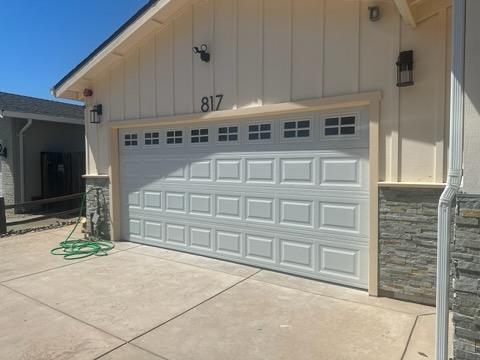 Installed garage door — photo 5
