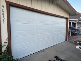 Installed garage door — photo 10