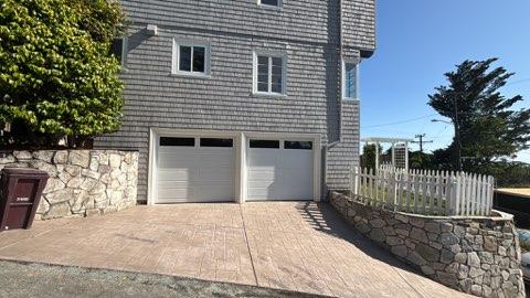 Installed garage door — photo 20